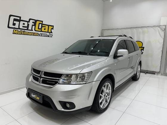 DODGE JOURNEY 3.6 RT V6 GASOLINA 4P AUTOMÁTICO DODGE JOURNEY 3.6 RT V6 GASOLINA 4P AUTOMÁTICO
